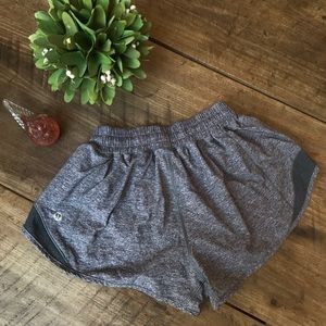Lululemon Hotty Hot Short II 2.5